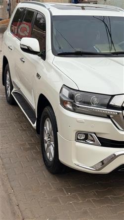 تويوتا لاندكروزر